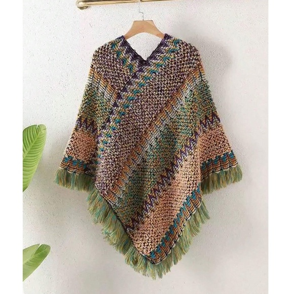 Cozy Multicolor V neck Fringe Hem Poncho Sweater Top - Picture 2 of 3